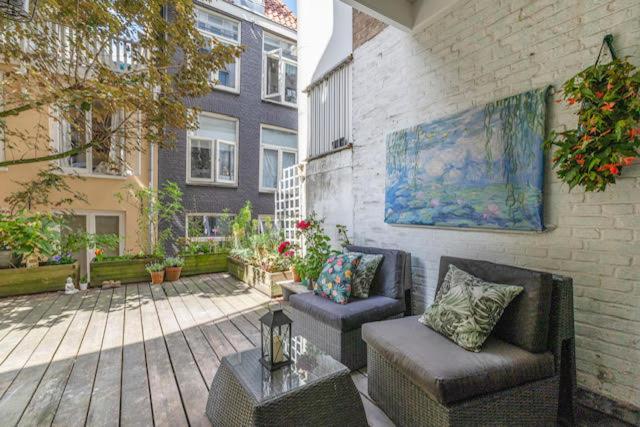 Resident Moose Bed & Breakfast Amsterdam Exterior photo