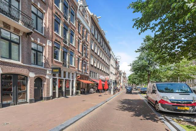 Resident Moose Bed & Breakfast Amsterdam Exterior photo